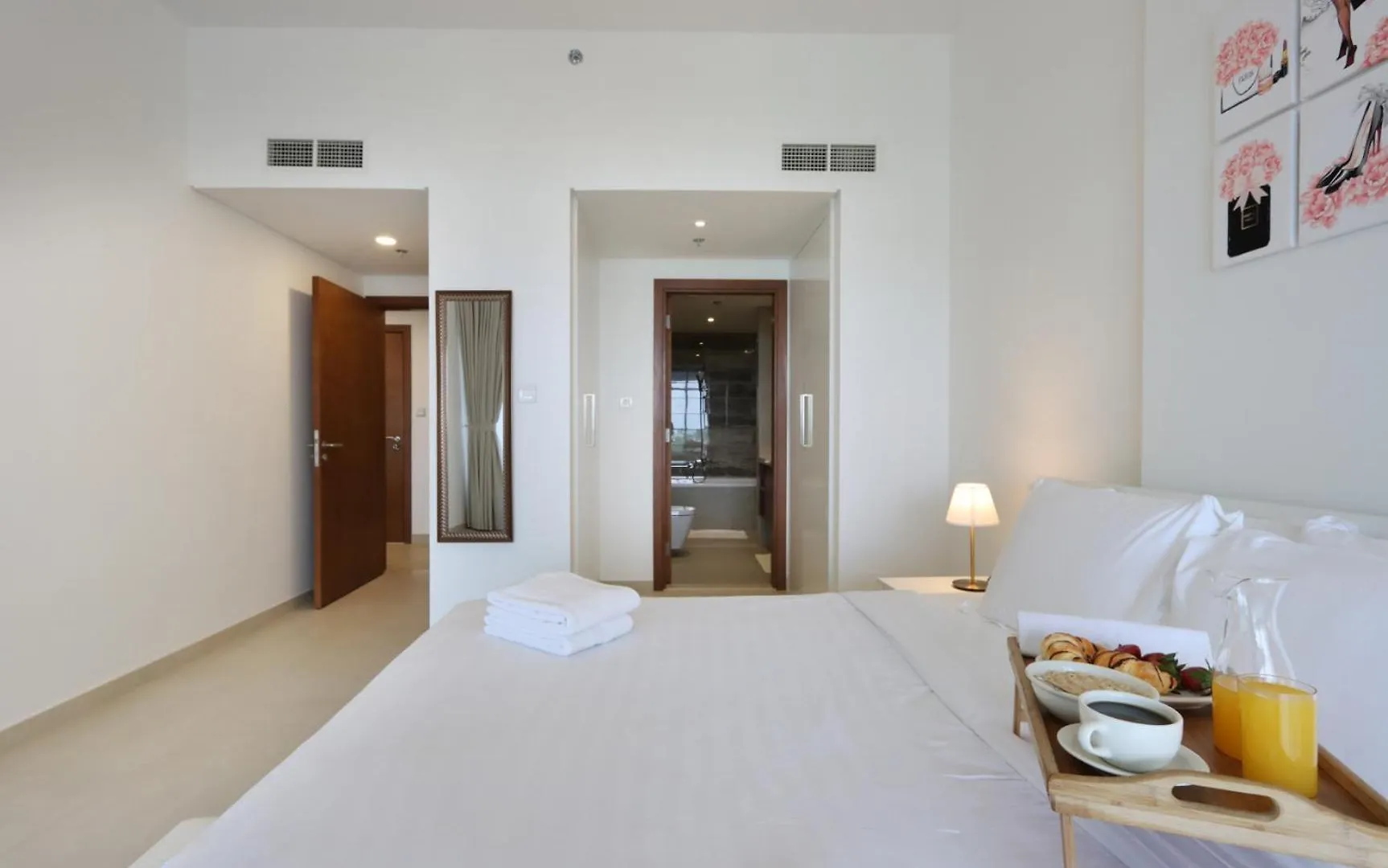 Livbnb-Tranquil 1B Steps To Palmboardwalk Sea View Dubai Apartment